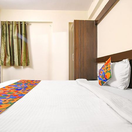 OYO 79670 Flagship Hotel Blue Tick Indore Exterior foto